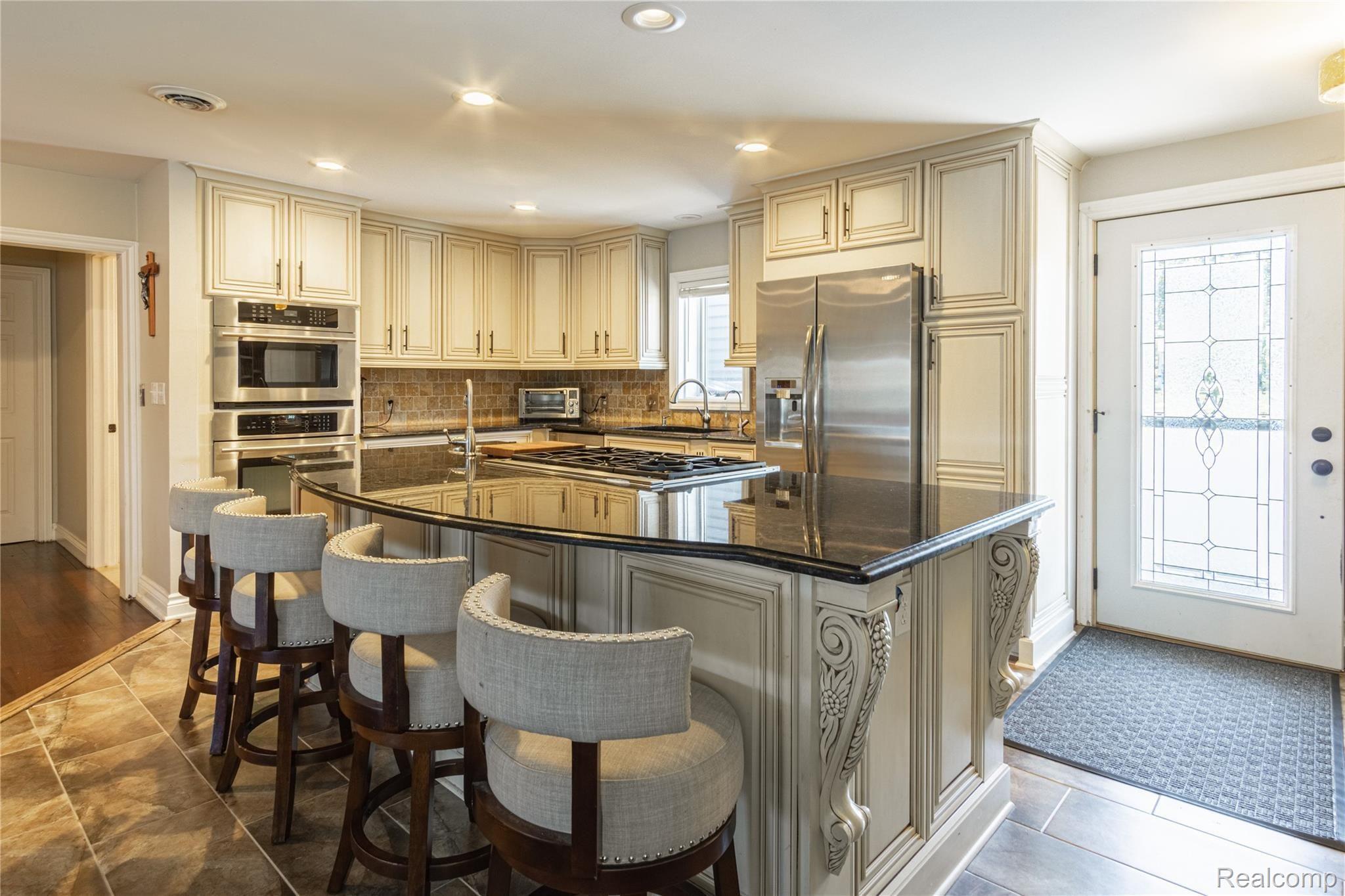 13558 South Horrell Road Fenton, MI 48430 - Photo 8 of 28 Interiors (3 of 30).jpg