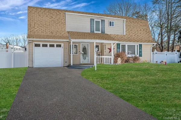 $730,000 | 19 Osborne Avenue, Mount Sinai, NY 11766