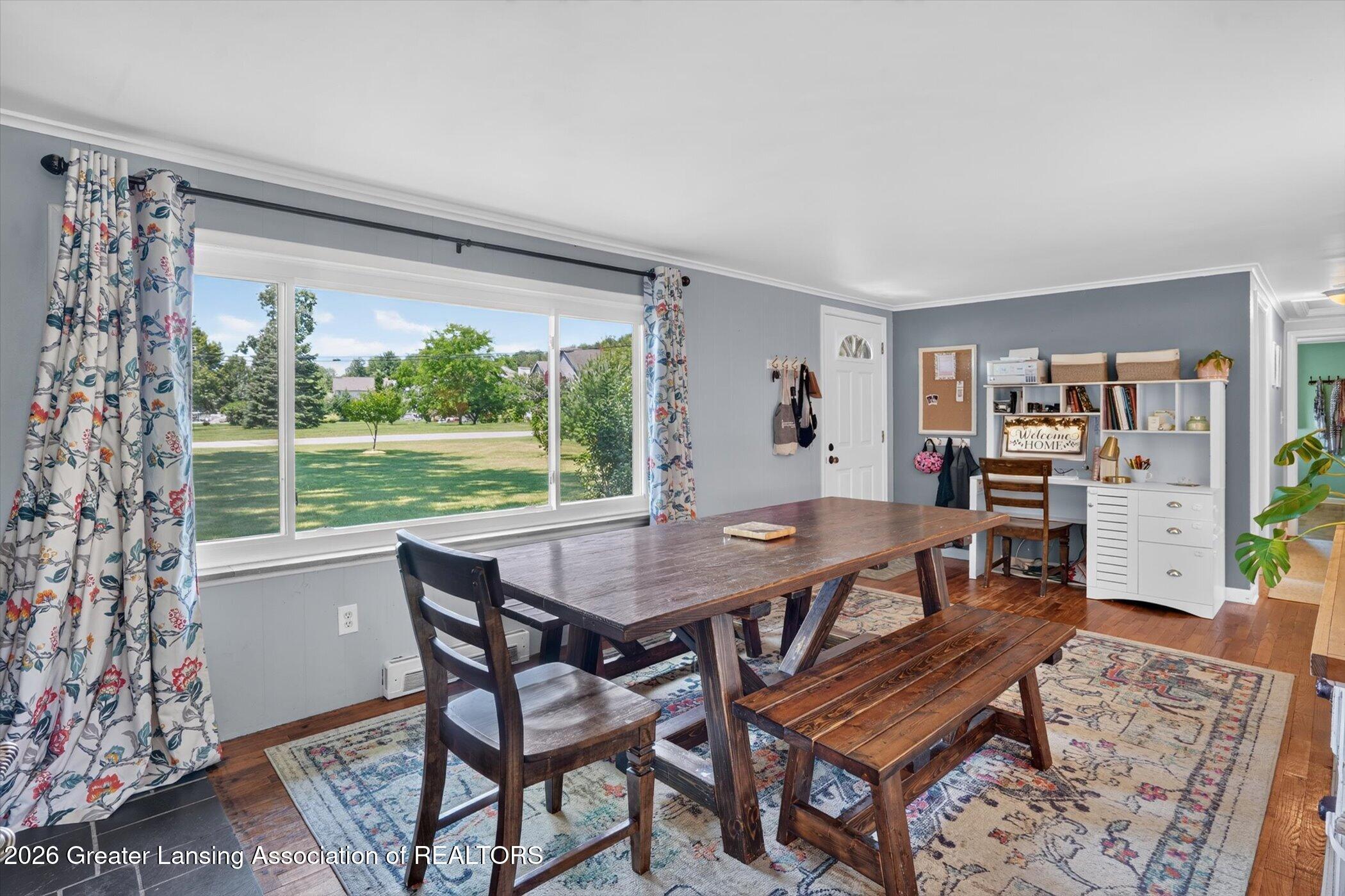 2578 Pine Tree Road Holt, MI 48842 - Photo 6 of 52 Living Room