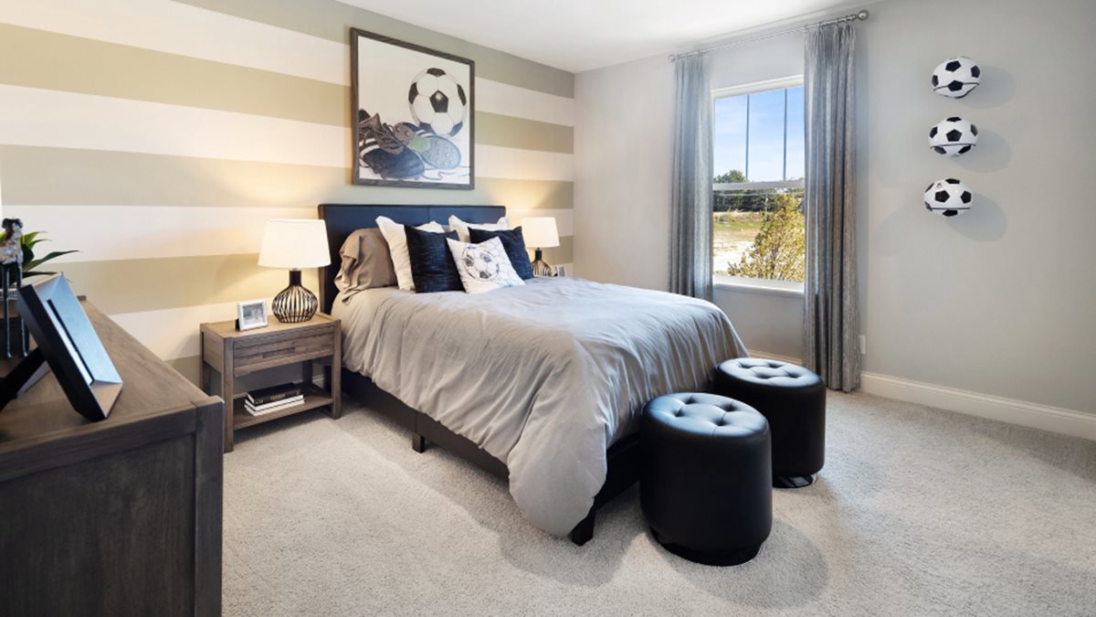 16151 Lake View Road Plainfield, IL 60586 - Photo 14 of 21 a bedroom with a bed and window