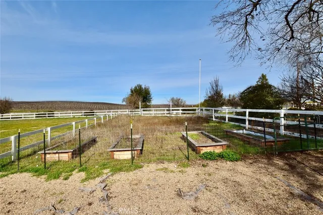 a view of yard with ocean view