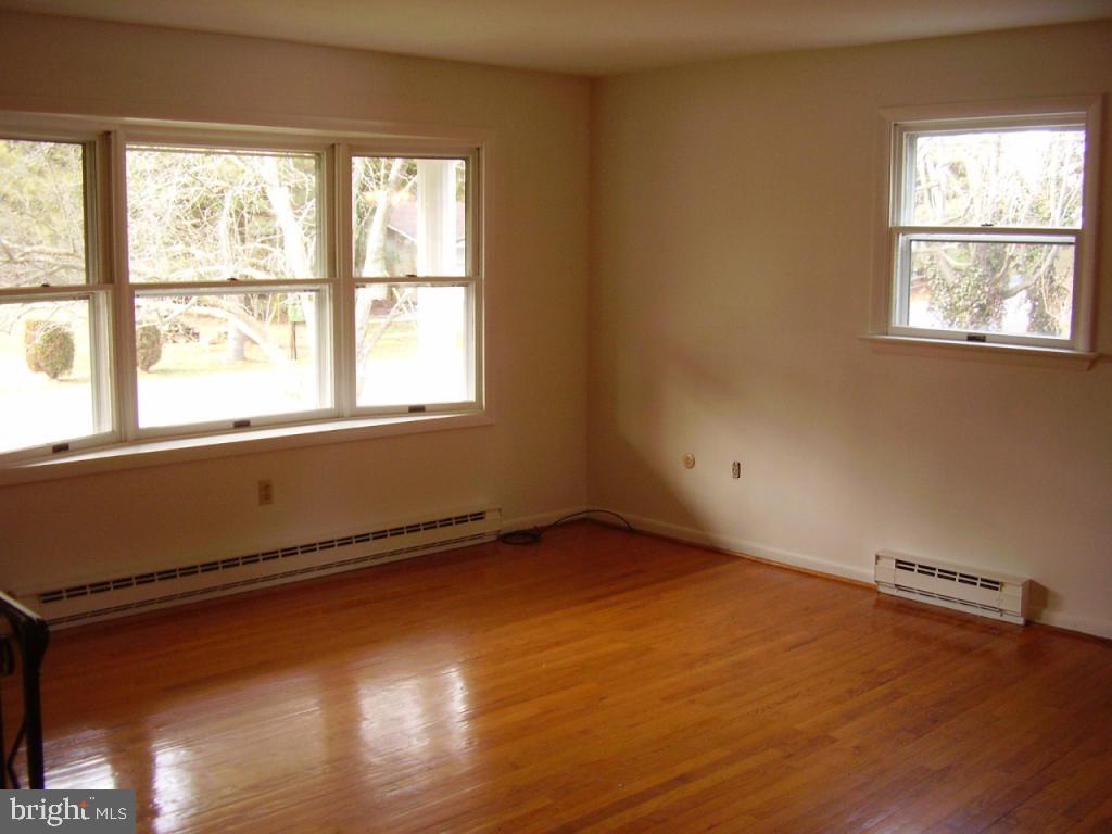 495 Saratoga Road Lancaster, PA 17603 - Photo 9 of 28 Gallery Image 9