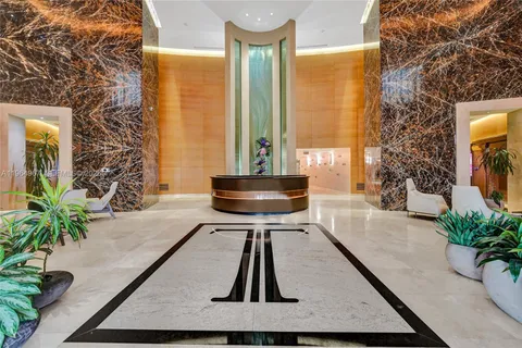 $3,045,000 | 15901 Collins Avenue, Unit 4301, Sunny Isles Beach, FL 33160