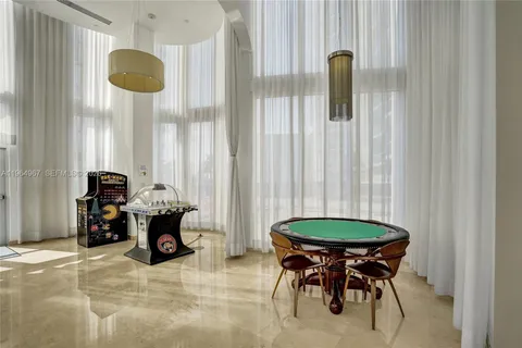 $3,045,000 | 15901 Collins Avenue, Unit 4301, Sunny Isles Beach, FL 33160