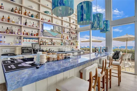 $3,045,000 | 15901 Collins Avenue, Unit 4301, Sunny Isles Beach, FL 33160