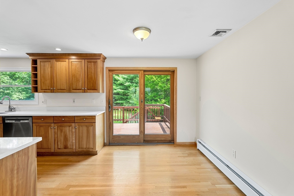71 Garrison Road Chelmsford, MA 01824 - Photo 6 of 39