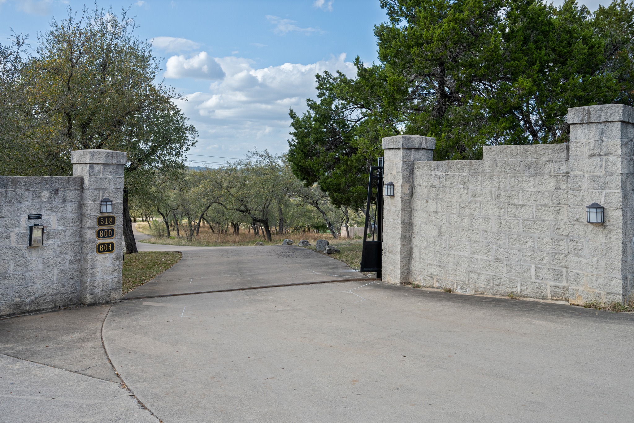 600 River Hills Road Austin, TX 78733 - Photo 6 of 40 Gated 3 home private community