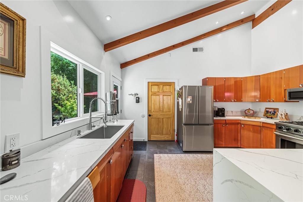 25106 Rim Rock Road Idyllwild, CA 92549 - Photo 26 of 75