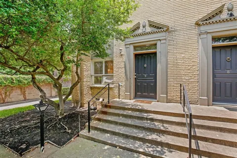 $540,000 | 7506 West Northwest Highway, Unit 9, Dallas, TX 75225