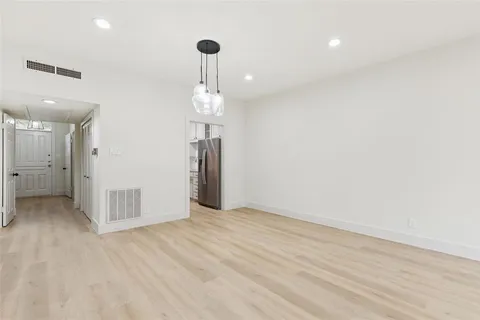 $540,000 | 7506 West Northwest Highway, Unit 9, Dallas, TX 75225