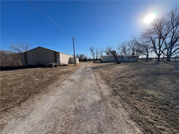 $234,000 | 22255 170th Road, Walnut, KS 66780