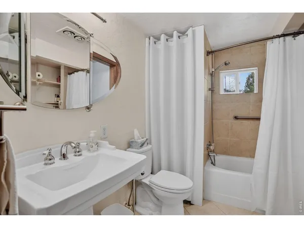 $525,000 | 760 Hickory Drive, Lyons, CO 80540