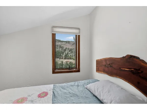 $525,000 | 760 Hickory Drive, Lyons, CO 80540