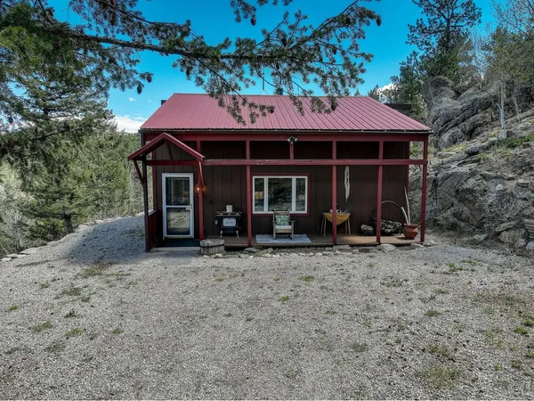 $525,000 | 760 Hickory Drive, Lyons, CO 80540