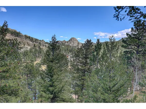 $525,000 | 760 Hickory Drive, Lyons, CO 80540