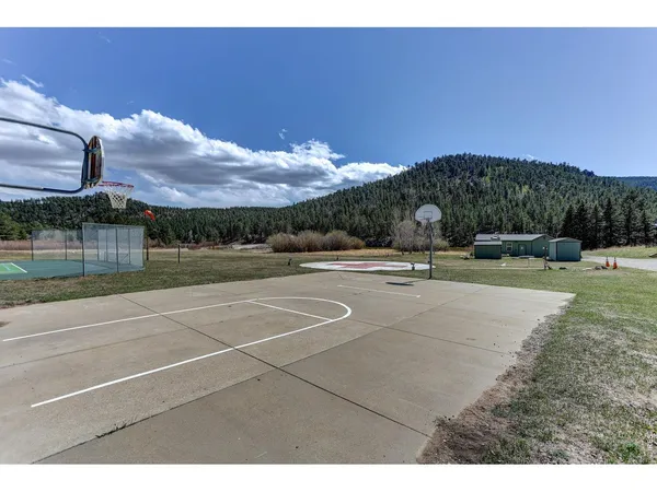$525,000 | 760 Hickory Drive, Lyons, CO 80540