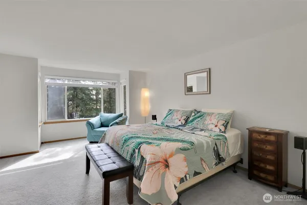 $529,950 | 6733 Steamer Drive Southeast, Lacey, WA 98513