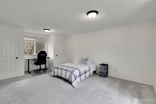 $529,950 | 6733 Steamer Drive Southeast, Lacey, WA 98513