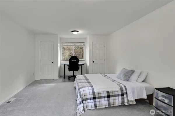 $529,950 | 6733 Steamer Drive Southeast, Lacey, WA 98513