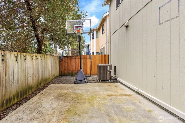 $529,950 | 6733 Steamer Drive Southeast, Lacey, WA 98513