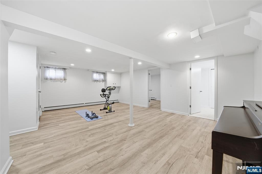 970 Soldier Hill Road Emerson, NJ 07630 - Photo 27 of 37 a view of a room with gym equipment