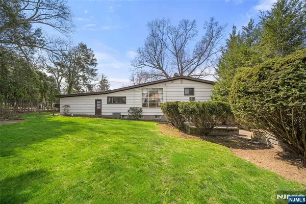 $859,000 | 970 Soldier Hill Road, Emerson, NJ 07630