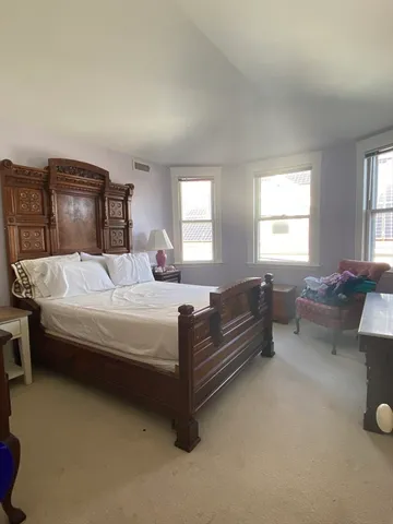 $2,000 | 16 Fairfield Street, Unit 3, Cambridge, MA 02140