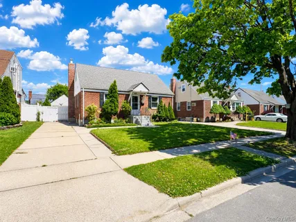 $720,000 | 43 McAlester Avenue, Hicksville, NY 11801