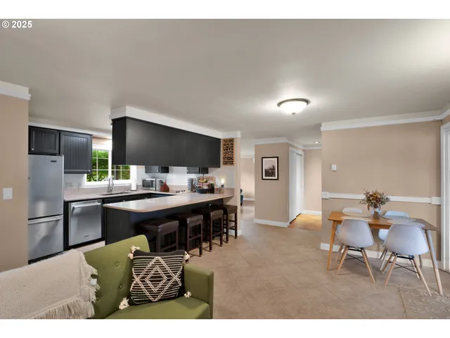 $477,700 | 2672 Cheryl Street, Eugene, OR 97408