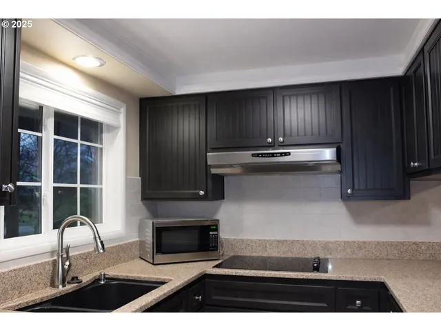 $477,700 | 2672 Cheryl Street, Eugene, OR 97408