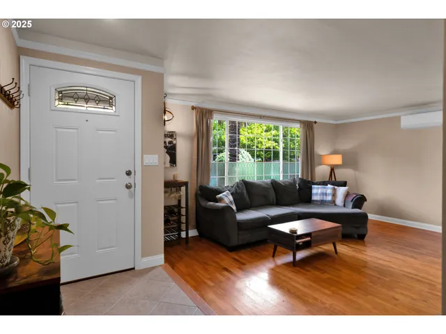 $477,700 | 2672 Cheryl Street, Eugene, OR 97408