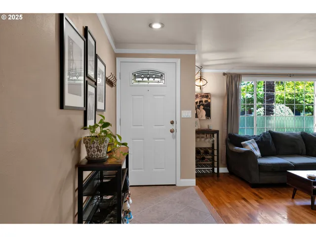 $477,700 | 2672 Cheryl Street, Eugene, OR 97408