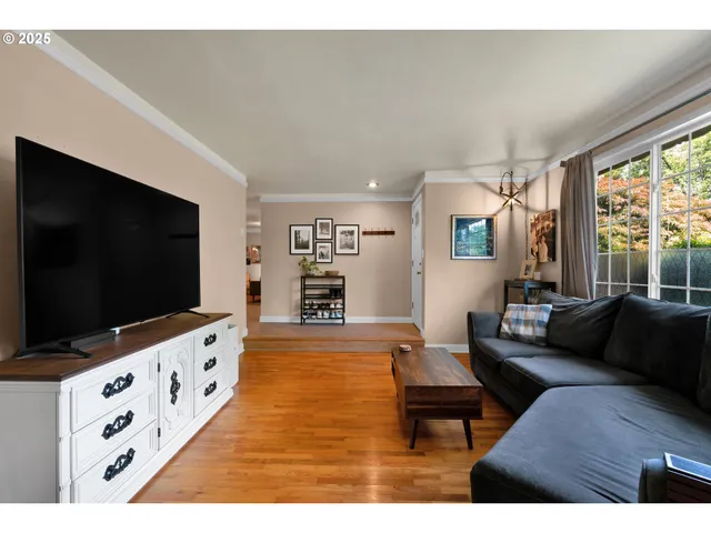 $477,700 | 2672 Cheryl Street, Eugene, OR 97408