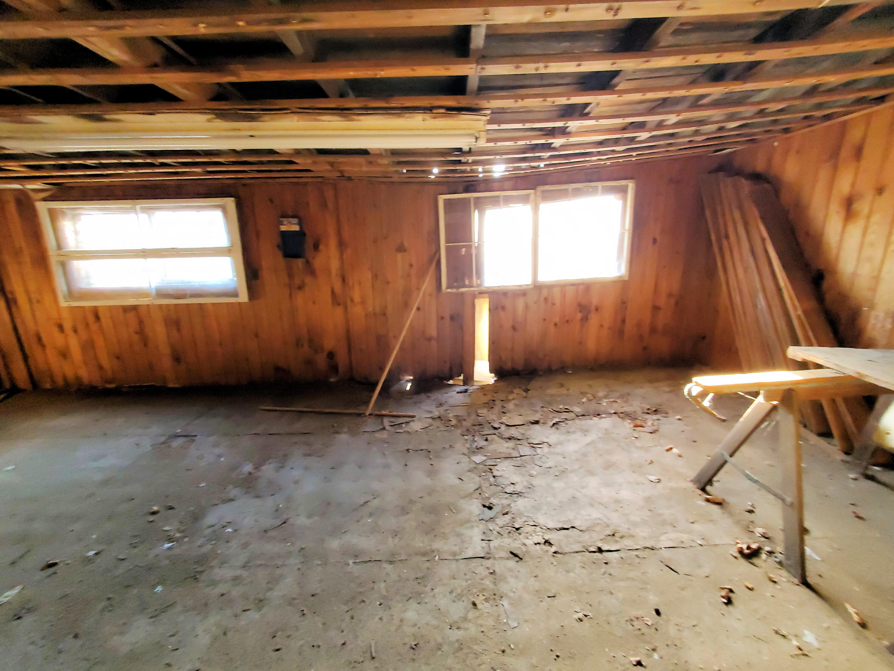 319 Enfield Road Lincoln, ME 04457 - Photo 70 of 73 barn 2