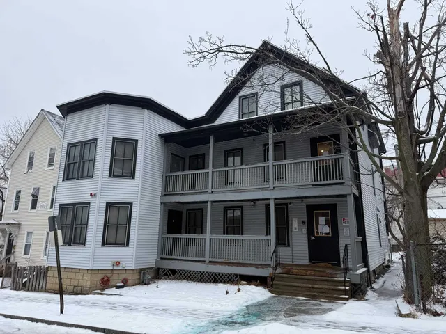 $700,000 | 194 Spruce Street, Manchester, NH 03103