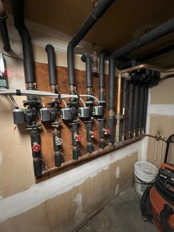 $700,000 | 194 Spruce Street, Manchester, NH 03103