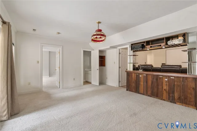 a view of a storage & utility room