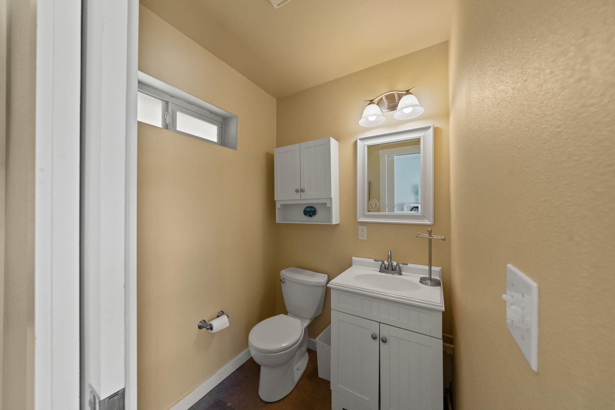 63455 Overtree Road Bend, OR 97701 - Photo 53 of 82 79-web-or-mls-Riley Visuals-75