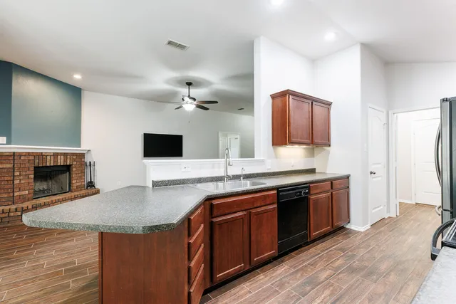 $240,000 | 6933 35th Street, Lubbock, TX 79407