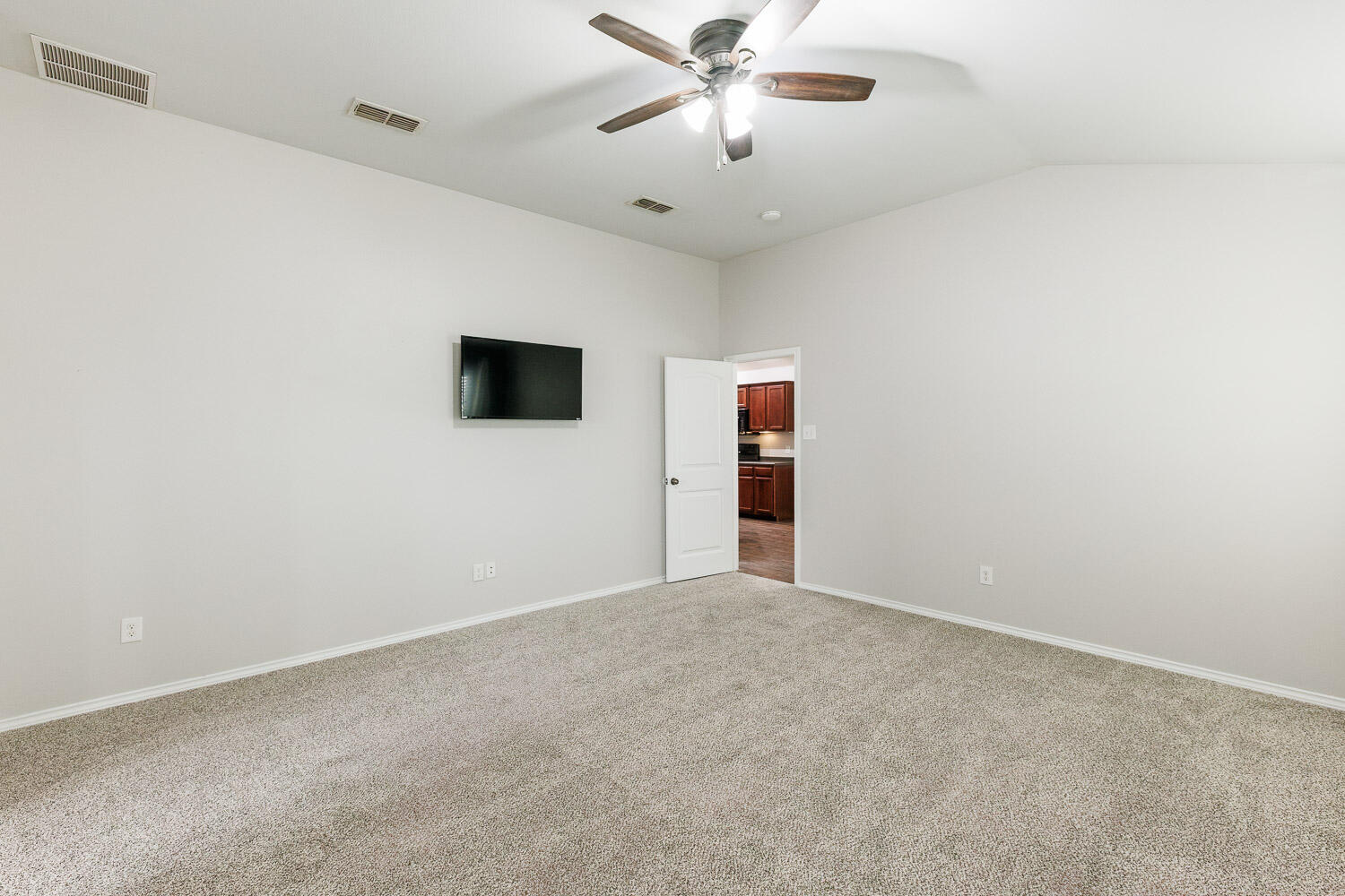 6933 35th Street Lubbock, TX 79407 - Photo 20 of 50 Primary Bedroom