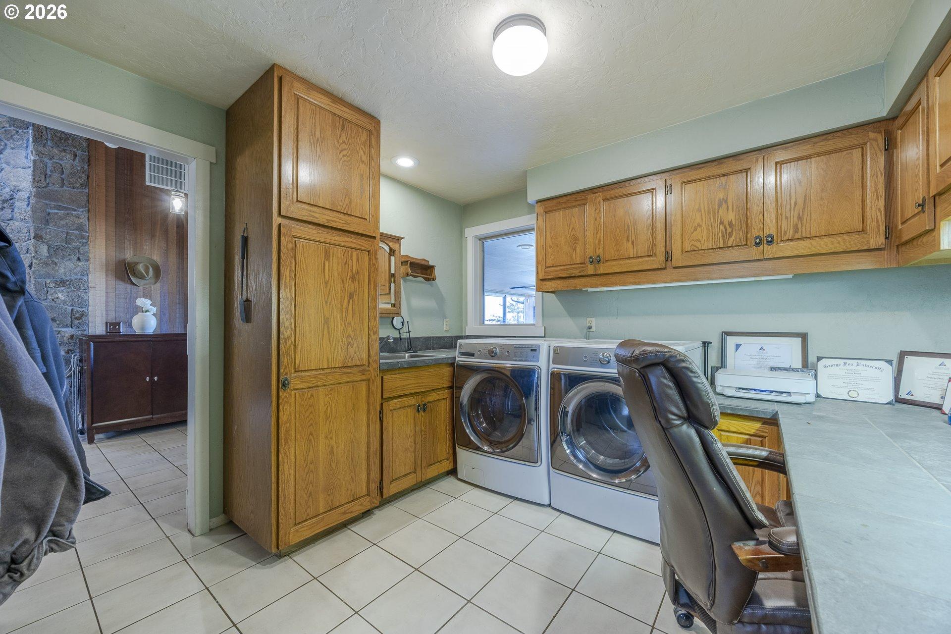 86616 Pine Grove Road Eugene, OR 97402 - Photo 19 of 48 Gallery Image 19