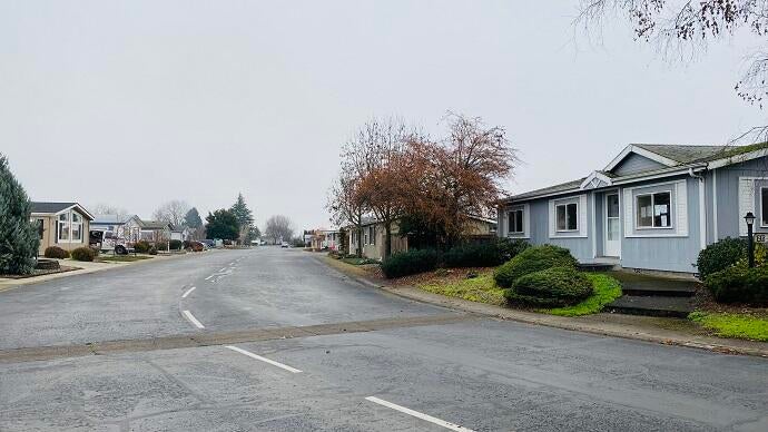 555 Freeman Road, Unit 25 Central Point, OR 97502 - Photo 32 of 33 431-415891 STREET VIEW EAST