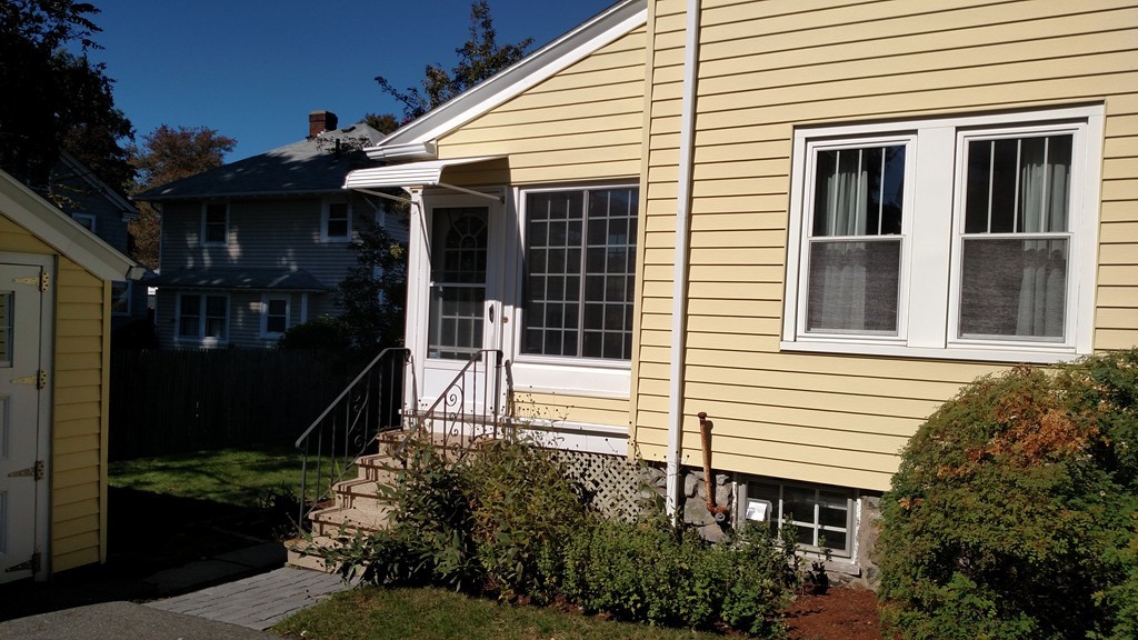 24 Harding Road Melrose, MA 02176 - Photo 3 of 12 Gallery Image 3