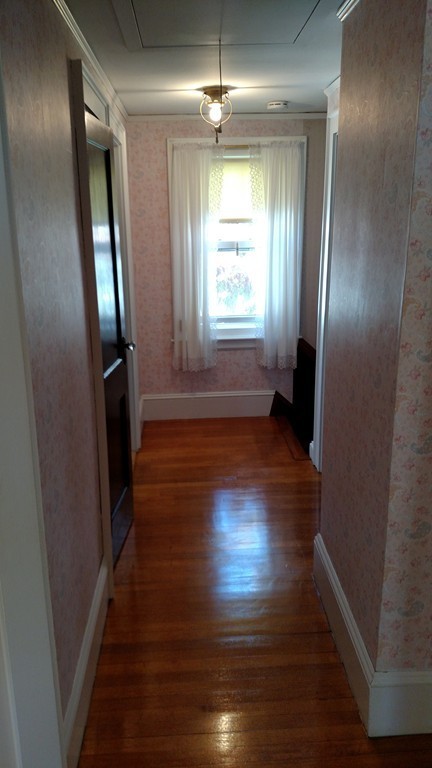 24 Harding Road Melrose, MA 02176 - Photo 9 of 12 Gallery Image 9
