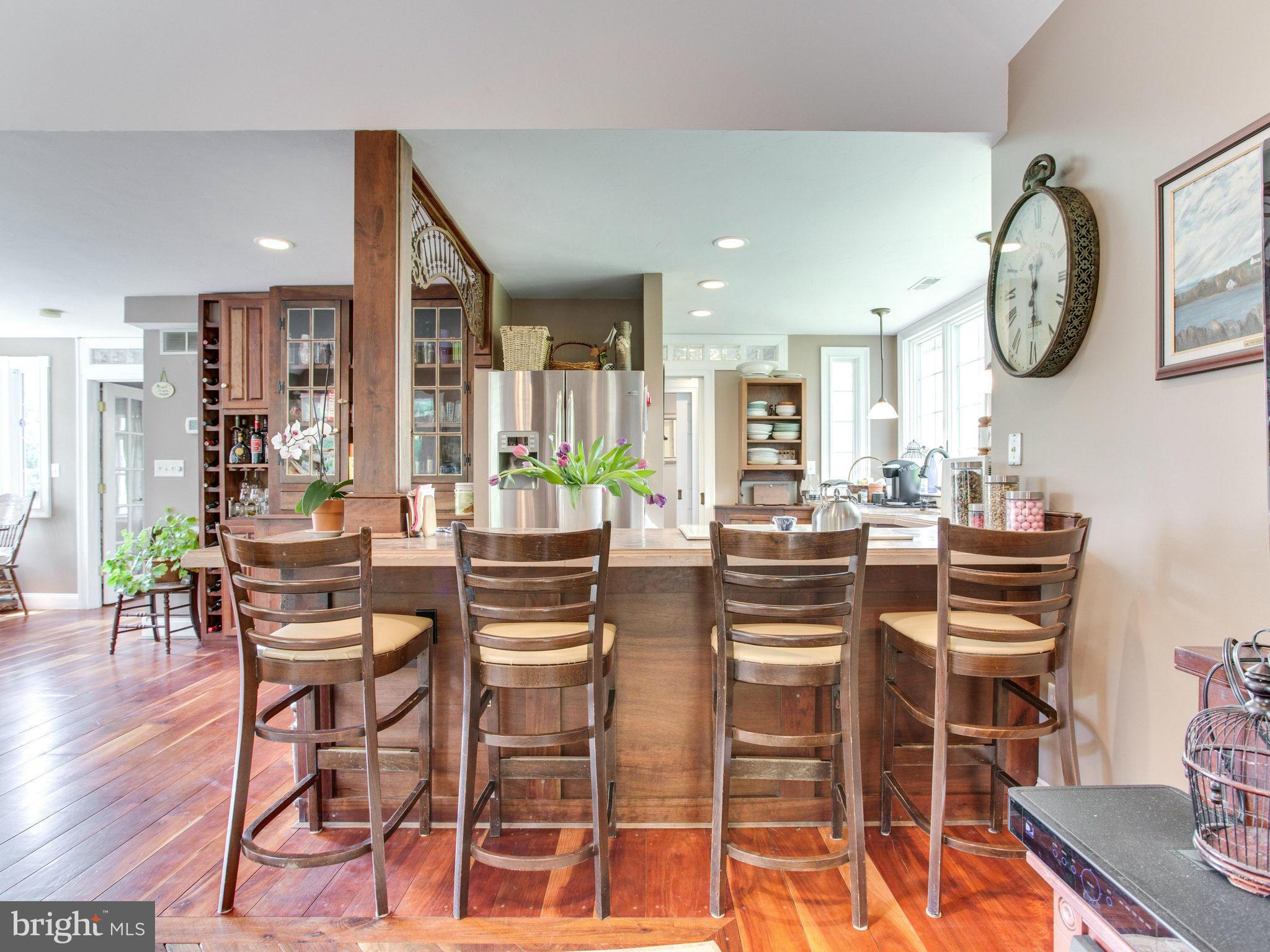 23473 Potts Mill Road Middleburg, VA 20117 - Photo 17 of 30 BAR AREA
