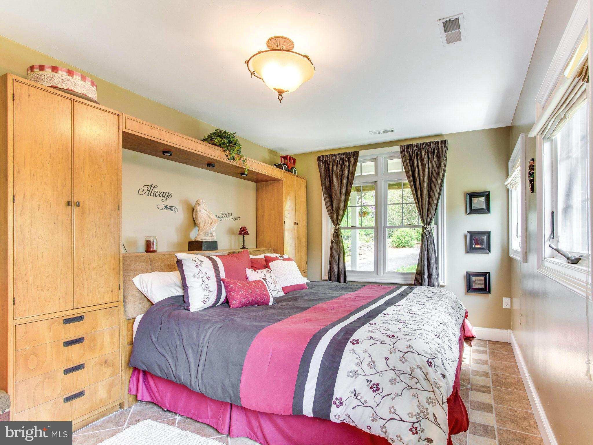 23473 Potts Mill Road Middleburg, VA 20117 - Photo 21 of 30 BR SUITE