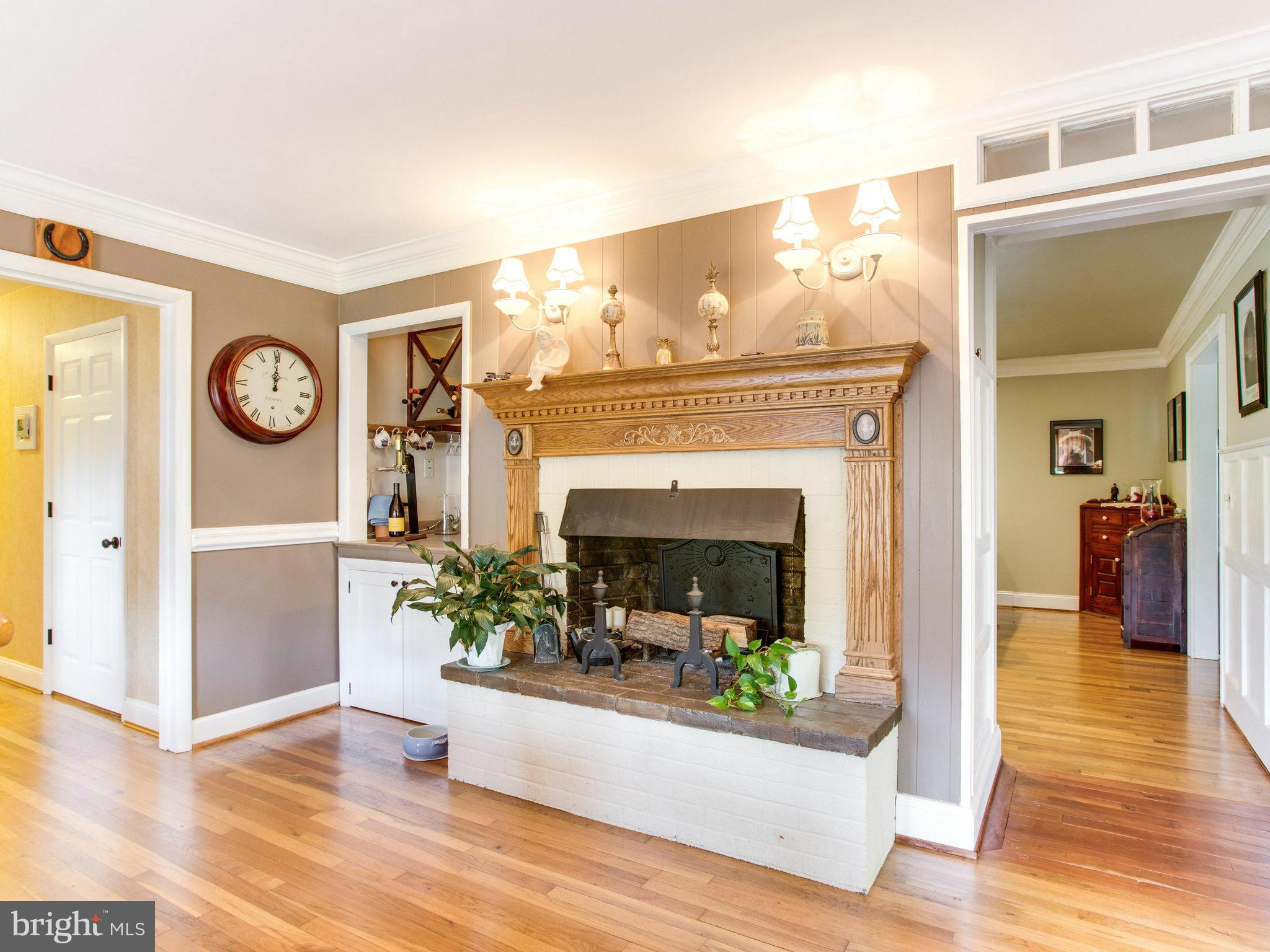 23473 Potts Mill Road Middleburg, VA 20117 - Photo 5 of 30 Dining Room