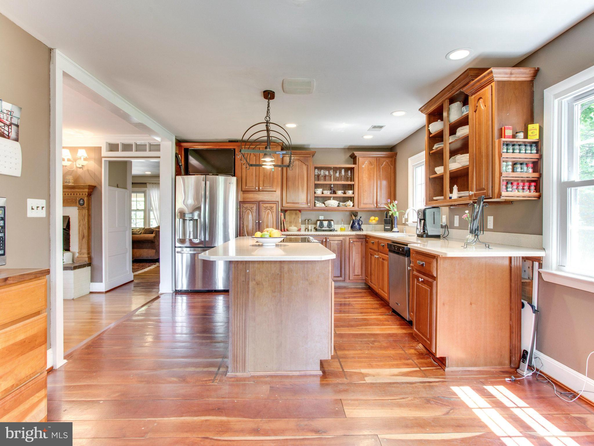 23473 Potts Mill Road Middleburg, VA 20117 - Photo 6 of 30 CUSTOM KITCHEN