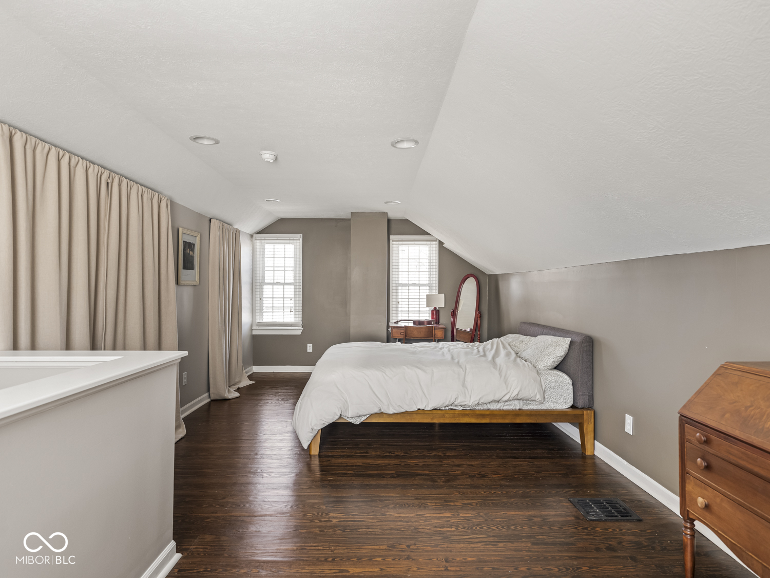 5000 Ralston Avenue Indianapolis, IN 46205 - Photo 24 of 36