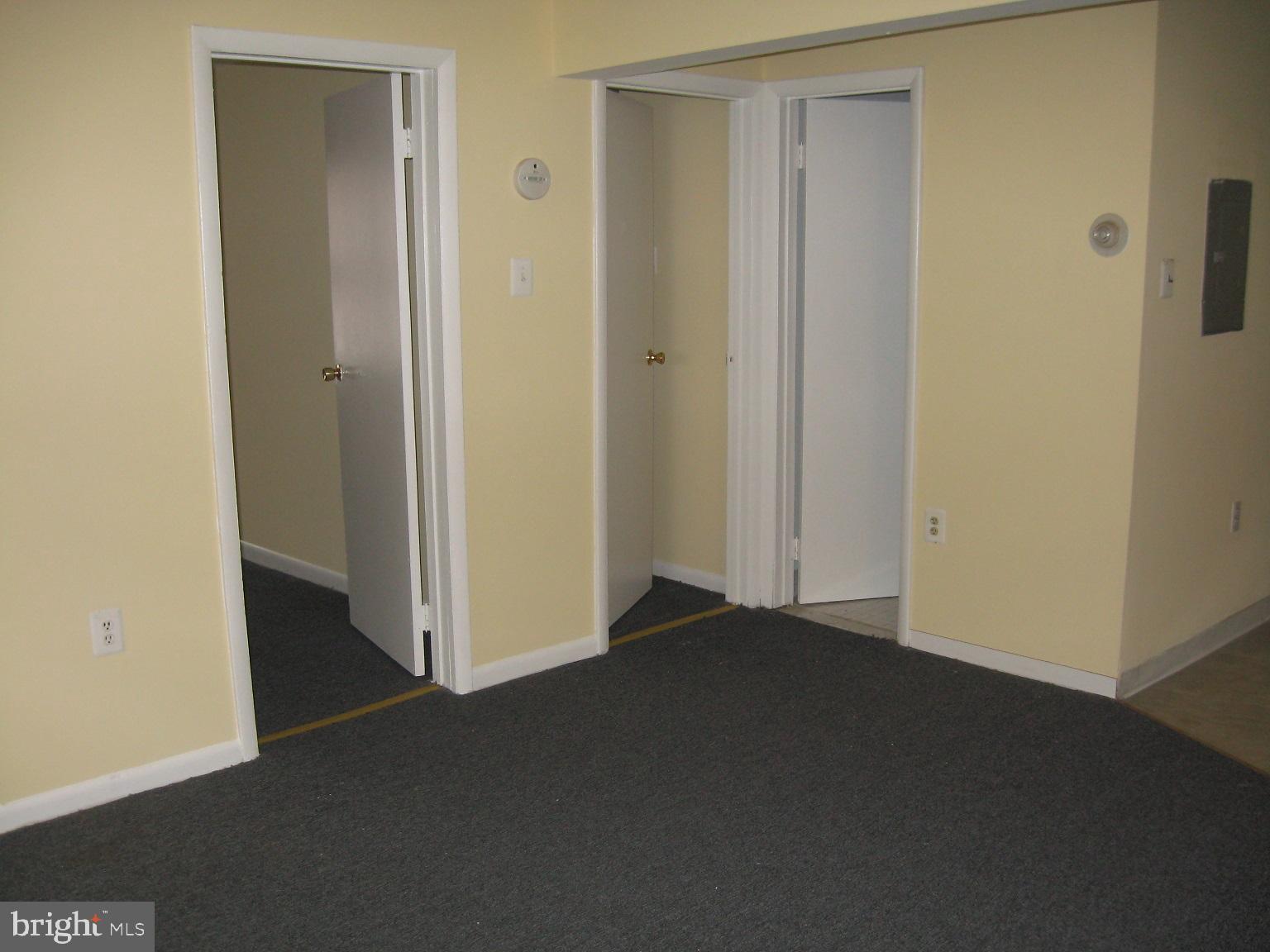 1048 South Street, Unit 3 Philadelphia, PA 19147 - Photo 2 of 9 a view of an empty room